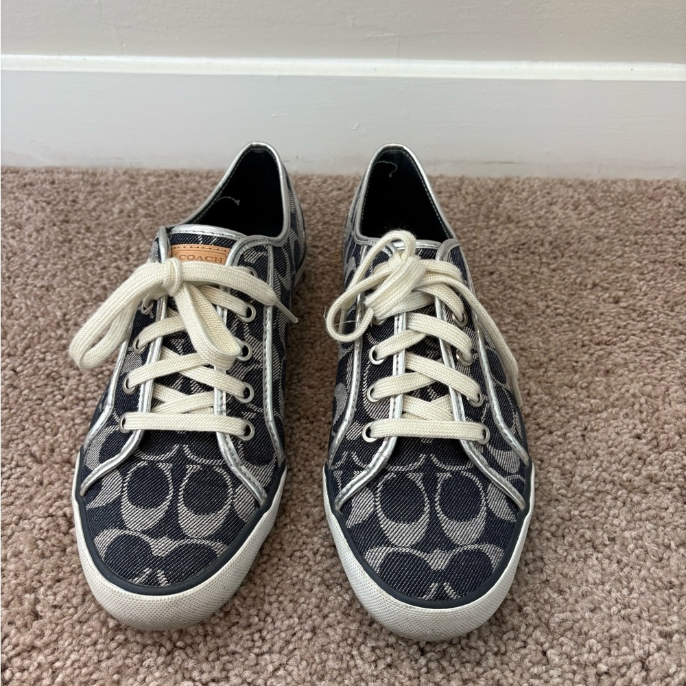 Coach Women's Navy and Cream Patterned Sneakers